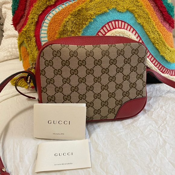 Gucci Bree Crossbody Canvas Bag - Picture 2 of 9